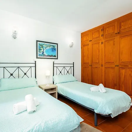 Amer Villa